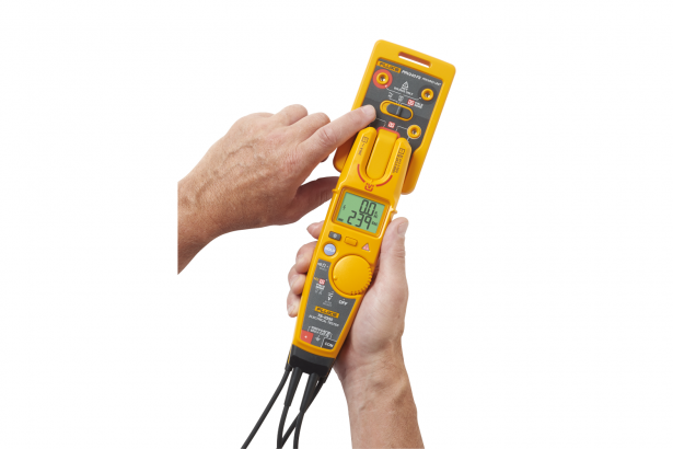 Fluke PRV240FS Proving Unit: Test Voltage Indicators